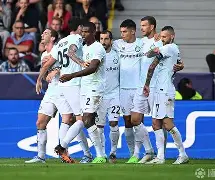 关于曼联客场击败对手，欧冠资格前途一片光明的信息